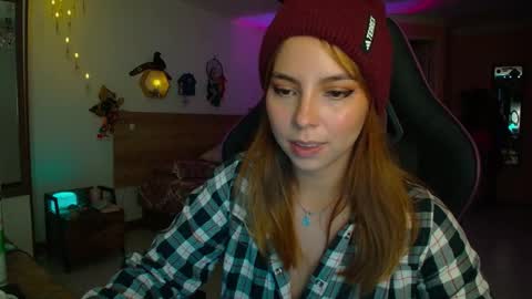 Lola doll online show from 12-02-25, 09:10