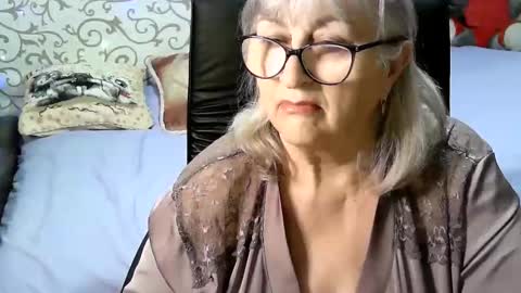 LolkaAlyss online show from 01-24-25, 06:35