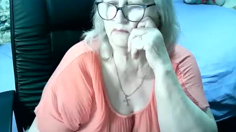 LolkaAlyss online show from 01-27-25, 06:52
