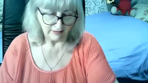 LolkaAlyss online show from 01-27-25, 09:55