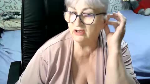 LolkaAlyss online show from 01-31-25, 11:24