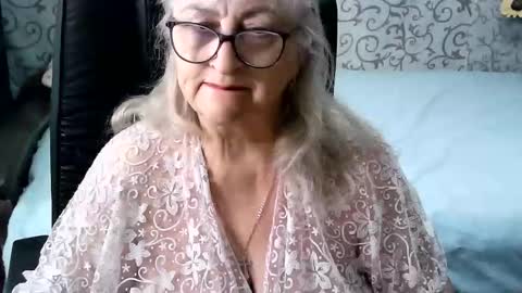 LolkaAlyss online show from 09-10-25, 06:46