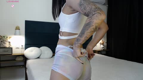 lolly_turner online show from 01-28-25, 02:11