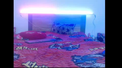 loly_hoot online show from 09-22-25, 05:15