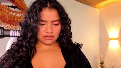 loly_marce online show from 02-24-25, 08:25