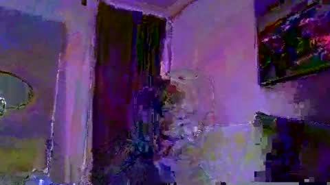 Snapshot of londbihung chatting on 09-19-25, 07:47 londbihung online show from 09-19-25, 07:47