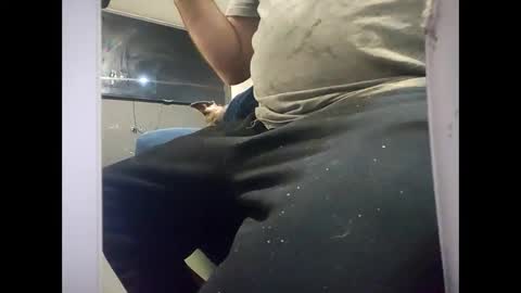 Snapshot of london_boy_35 chatting on 02-08-25, 01:00 hey you online show from 02-08-25, 01:00