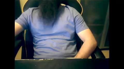 Snapshot of london_man1988 chatting on 03-25-26, 11:33 london_man1988 online show from 03-25-26, 11:33