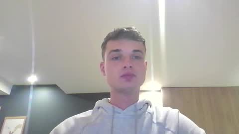 Snapshot of london_tomy chatting on 09-18-25, 10:45 london_tomy online show from 09-18-25, 10:45