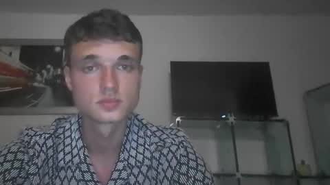 Snapshot of london_tomy chatting on 11-20-25, 05:07 london_tomy online show from 11-20-25, 05:07