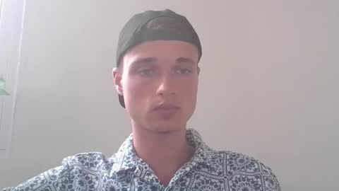 Snapshot of london_tomy chatting on 11-23-25, 07:02 london_tomy online show from 11-23-25, 07:02