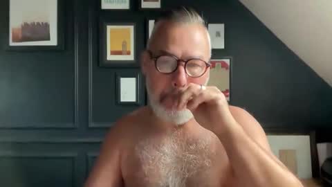 EnglishBear online show from 09-10-25, 08:03