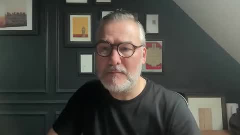 EnglishBear online show from 12-15-25, 09:13