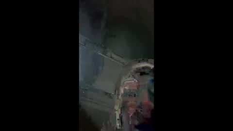 Snapshot of londynsworld chatting on 11-23-25, 03:39 LONDYN online show from 11-23-25, 03:39