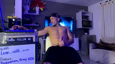 Snapshot of lone_wolf_3x chatting on 04-01-26, 03:18 lone_wolf_3x online show from 04-01-26, 03:18