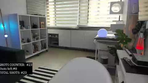 SABRINA online show from 12-17-25, 07:53