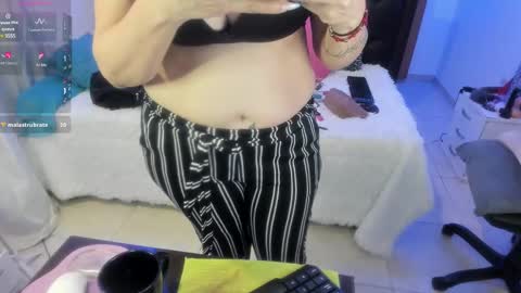 Jennifer  online show from 12-19-24, 06:23