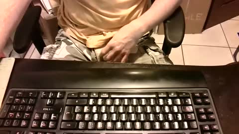 Pumabreizh online show from 12-28-24, 06:17