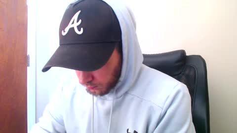 Snapshot of long_18 chatting on 11-06-25, 03:57 Long18 online show from 11-06-25, 03:57