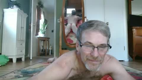 Snapshot of longbowrider555 chatting on 10-22-25, 12:49 Jeff online show from 10-22-25, 12:49