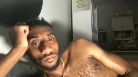 Snapshot of longd2526 chatting on 11-13-25, 07:29 LongD online show from 11-13-25, 07:29