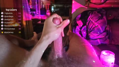 Snapshot of longdongtheprince chatting on 12-17-24, 05:15 longdongtheprince online show from 12-17-24, 05:15