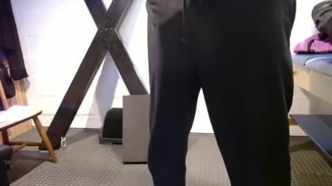 longleanguy online show from 01-21-25, 09:04