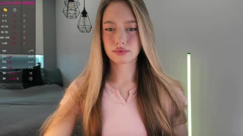 Snapshot of longoriaeva chatting on 04-01-26, 11:11 Eva online show from 04-01-26, 11:11