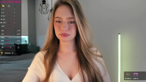 Snapshot of longoriaeva chatting on 04-03-26, 03:21 Eva online show from 04-03-26, 03:21