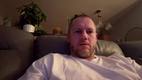 Bradsobad88 online show from 03-04-25, 07:19