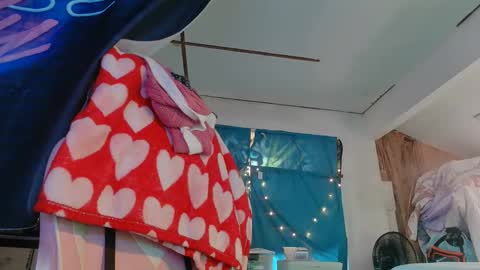 Londoncashmere69  online show from 12-31-24, 04:46