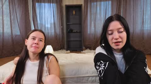  Adele Ellie and Lou   Sally Dana and Bonnie online show from 10-01-25, 04:40