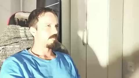 Lucas online show from 11-25-25, 02:17