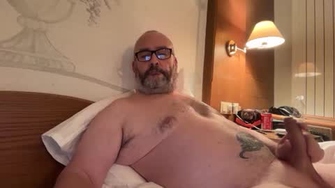 Snapshot of lookin4funtimz chatting on 12-17-25, 12:44 lookin4funtimz online show from 12-17-25, 12:44