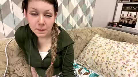 EVA online show from 11-22-25, 04:33