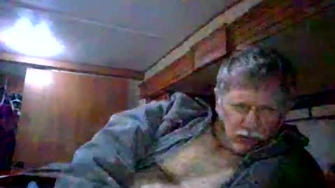 Snapshot of lookingagain181 chatting on 11-02-25, 01:02 lookingagain181 online show from 11-02-25, 01:02