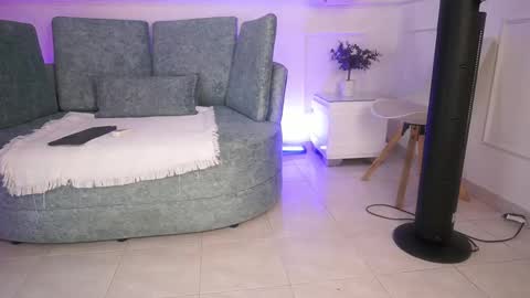 Loona Nyx online show from 10-14-25, 11:33