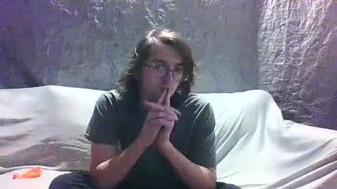 Snapshot of loonerangel chatting on 02-05-25, 07:10 LoonerAngel online show from 02-05-25, 07:10