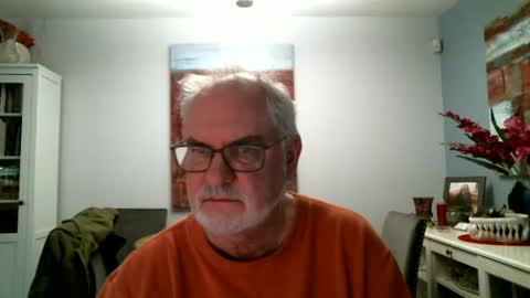 Snapshot of loop102 chatting on 03-07-25, 09:59 loop102 online show from 03-07-25, 09:59