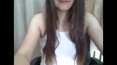 lora23s online show from 09-20-25, 06:47