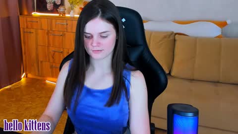 Snapshot of lora_cain chatting on 12-12-24, 12:55 Lora Cain online show from 12-12-24, 12:55