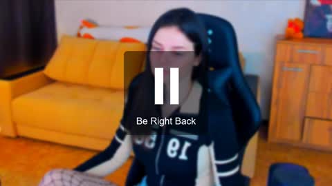 Snapshot of lora_cain chatting on 01-17-25, 05:21 Lora Cain online show from 01-17-25, 05:21