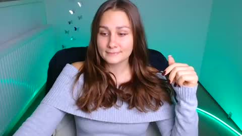 Lora online show from 10-09-25, 11:30