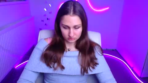 Lora online show from 11-07-25, 06:46