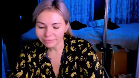 Snapshot of loraboyar chatting on 10-20-25, 02:34 Lora online show from 10-20-25, 02:34