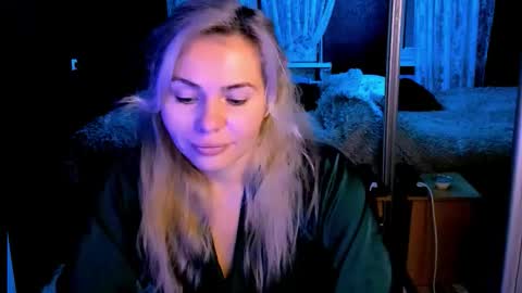 Snapshot of loraboyar chatting on 10-30-25, 02:46 Lora online show from 10-30-25, 02:46