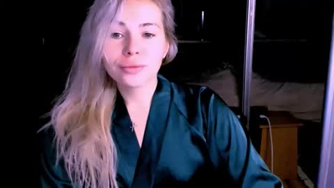 Snapshot of loraboyar chatting on 11-05-25, 02:55 Lora online show from 11-05-25, 02:55