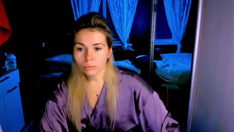 Snapshot of loraboyar chatting on 11-25-25, 02:44 Lora online show from 11-25-25, 02:44