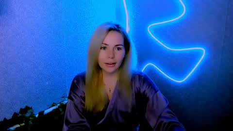 Lora online show from 02-19-26, 03:13