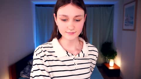 Lora online show from 12-29-24, 04:40